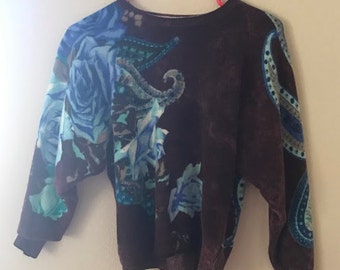 Vintage floral sweater