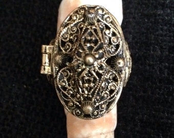 Vintage Poison/Pill Ring