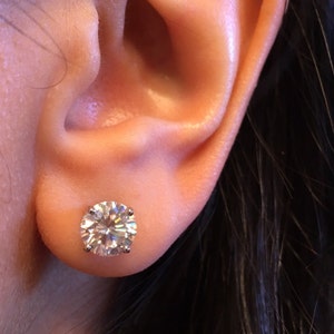 thoughtfully curated designs and pre-loved treasures by JYBJewels