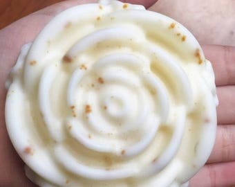 Pineapple coconut lotion bar