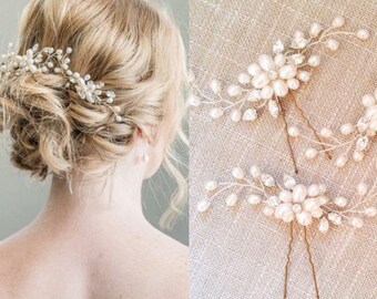 2 pcs Bridal Wedding Gold Plated, Pearl Flower and Crystals headpiece, Bridal Swarovski Crystals hair pin, Pearl hair Clip Bridesmaid Gift