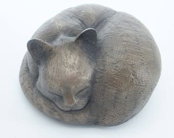 Cat ashes pet urn handmade to go in the home or garden