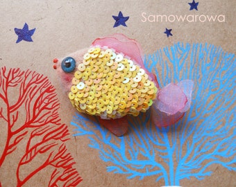 Goldfish (rudd) embroidered fish, felted brooch, hand embroidery