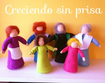 Dolls of little theater, made in felt and wool carded