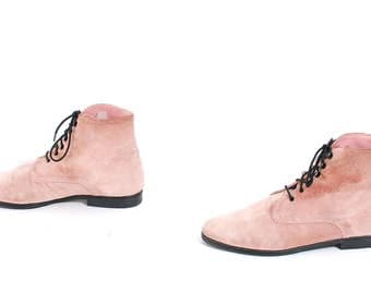size 8.5 PINK suede leather 80s 90s GRUNGE CHUKKA lace up ankle boots