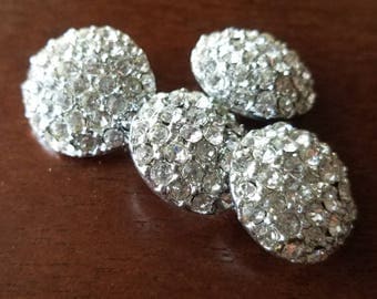 Vintage Buttons-4 beautiful matching rhinestones silver metal (may 40 17)