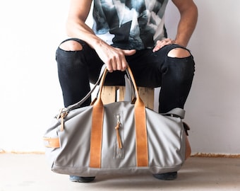 Mens duffel bag in grey, travel bag mens gym bag duffle bag mens carry on bag weekender bag crossbody bag - Nestor duffel bag