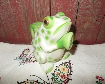 Spotty green frog discount coupons