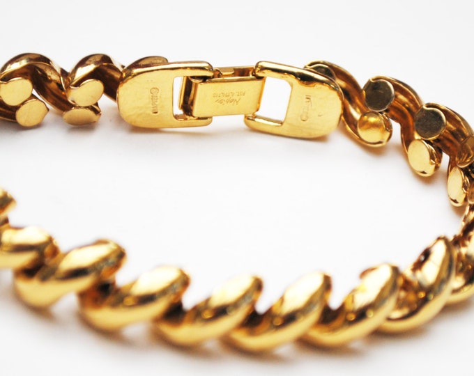 Napier Gold Bracelet - link Bracelet -signed- Tailored collection - San Marco style -gold plated - Book Piece
