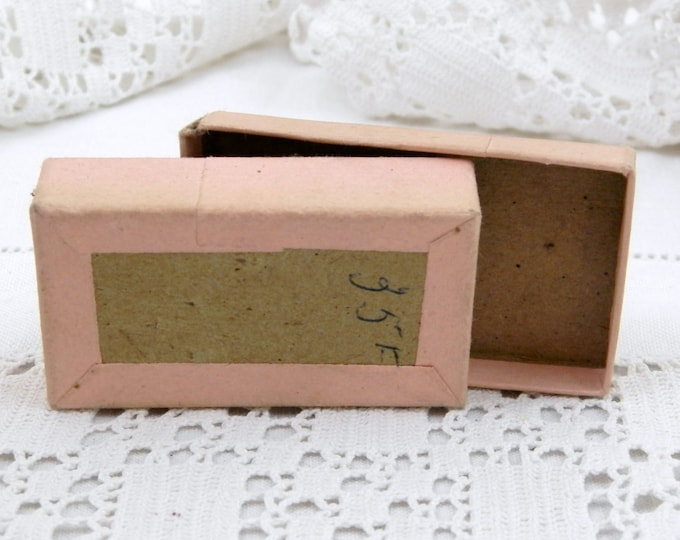 Antique Sewing Pin The British Lion Cardboard Box, Collectible, Haberdashery, London, Vintage, Dress Making, Retro Pink, Collection, Needles