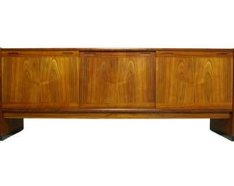 DANISH ROSEWOOD Mid Century Modern Credenza, Media Console by DYRLAND, s910