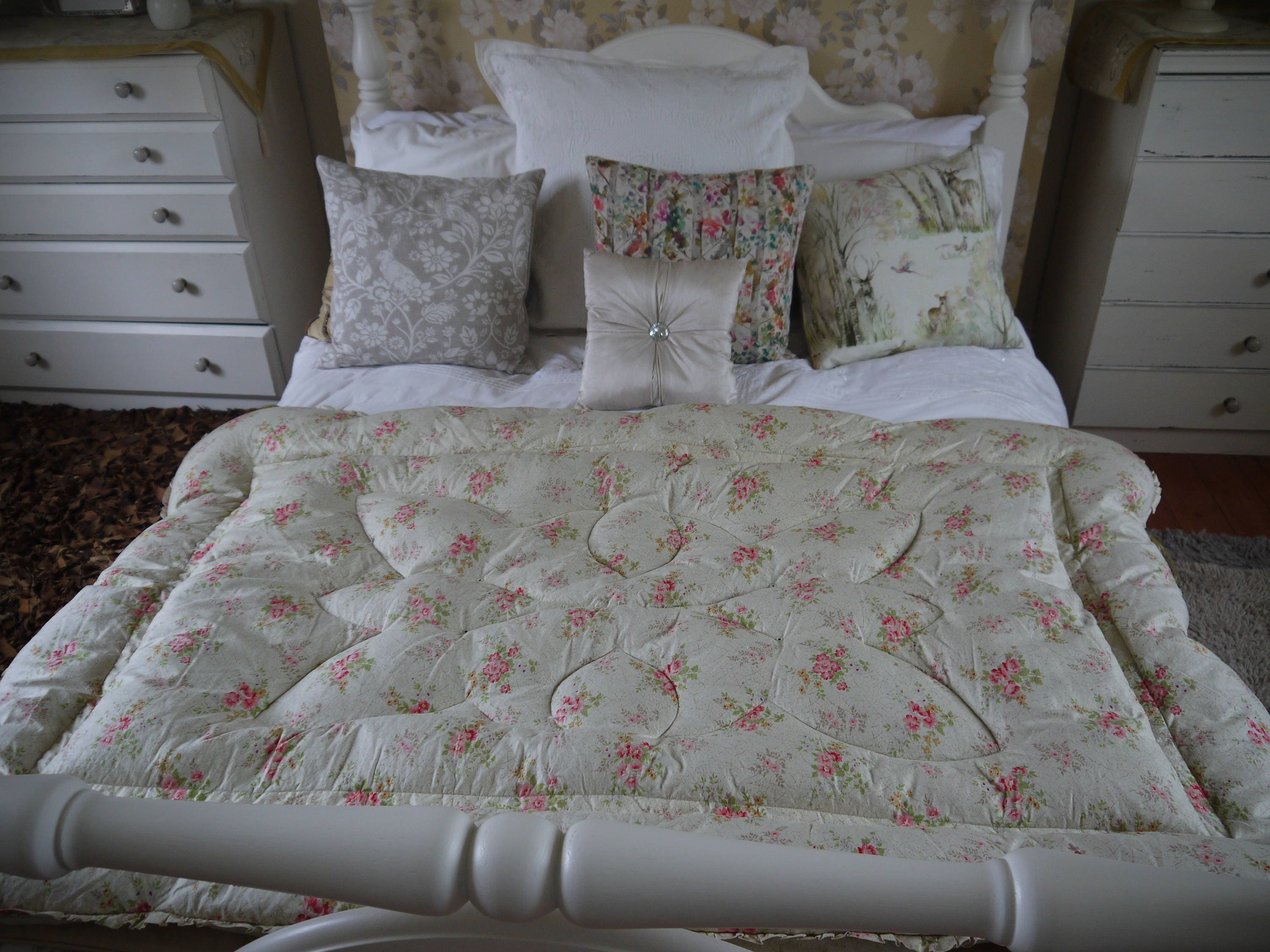 Vintage Quilt Eiderdown Single Size circa 1940s