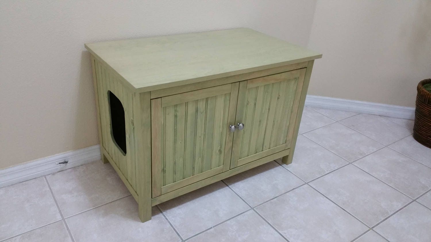 ScoopFree Litter Box Made in USA. Beaded Panels.