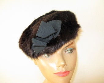 1950's-60's Black Rabbit Fur Beret with Grosgrain bow--Adorable!