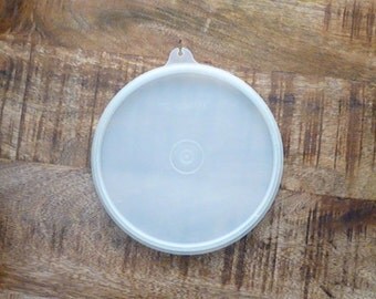 5 1/2 Inch Round Tupperware Lid Replacement 238-32
