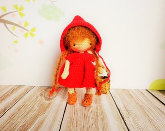 Crochet doll very very fine, 10/11 cm, my creation, small cute little Red Riding Hood, art and collection, decoration, toy