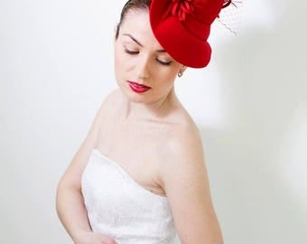 Fashoin Designer Red Fascinator Hat with Birdcage Veil, Melbourne Royal Ascot Derby Fascinator Hat, evening party Dress hat