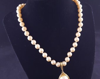 Beautiful Signed Richelieu Knotted Faux Pearls with a Pearl Pendant 15"