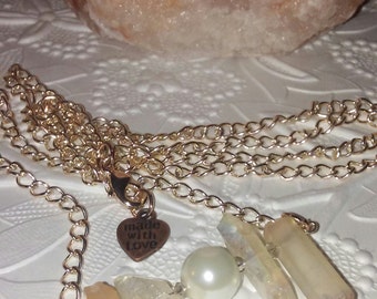 Quartz of course necklace