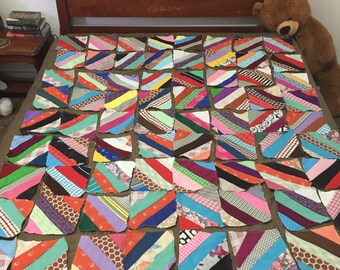 80 vintage quilt blocks - 1960s-1970s retro fabrics! 6"x6" machine sewn strip patterns in polyster, poly blends - Queen/King size quilt (G)