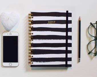 FREE SHIPPING Daily Planner 2017 | 12 Months Planner | Choose your start month | Black and white stripes with gold foil