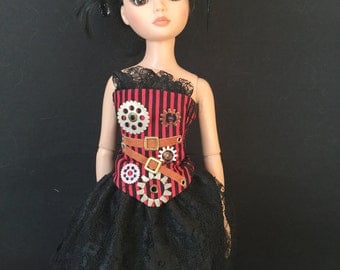 Ellowyne Wilde Steampunk Corset, Lace Skirt, and top hat
