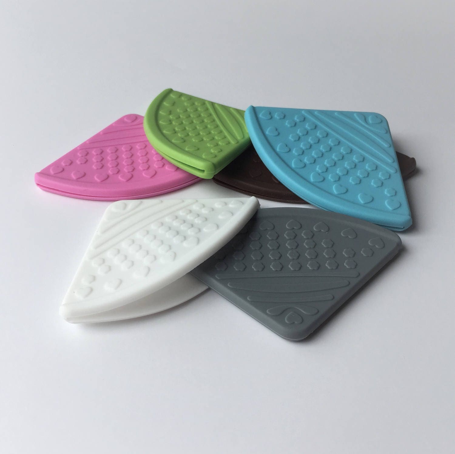 Silicone Sewon Teething Corners DIY chew bibs bib safe