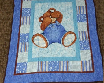 Items similar to Sleeping Teddy Bear Quilt on Etsy