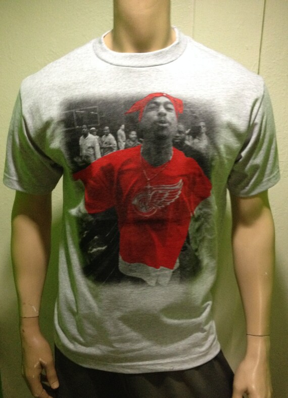 Tupac Shakur Red Wings Mens Gray T shirt 2pac Tee