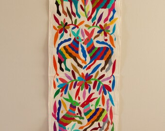Otomi Table Runner