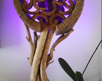 sculpture lumineuse en bois flotté