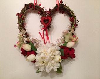Valentine Grapevine Wreath, Heart Front Door Wreath, Heart Shaped Grapevine Wreath, Valentine Heart Wreath, Front Door Valentine Wreath