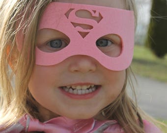 Supergirl cape and mask, supergirl costume, girls superhero cape, super girl personalized cape, supergirl party, girls superman cape