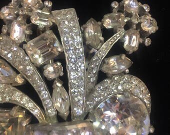 Sparkling Elegance: an Eisenberg Original fur clip of the 1940s