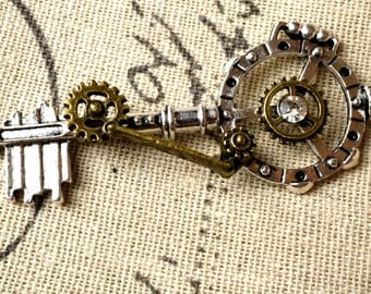 Steampunk key antique silver vintage style jewellery supplies