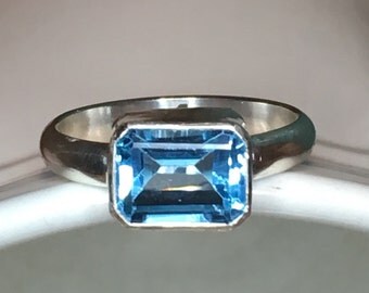 Blue topaz ring