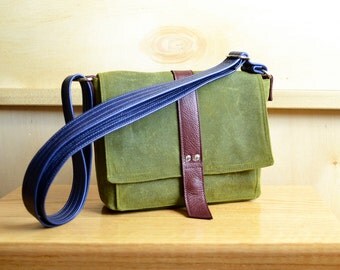 Waxed Canvas Crossbody Bag, Crossbody Canvas Bag, Waxed Canvas Purse, Messenger Bag, Satchel - The Davy Mini Messenger Bag in Army Green