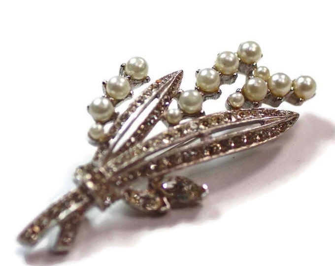 Simulated Pearl and Rhinestone Brooch Floral Design Silver Tone Vintage