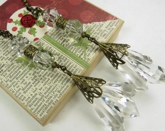Decorative Chain Pull Pair for Ceiling Fans or Lamps with Leaded Crystal Points and Crystal Accents