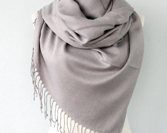 Pashmina shawl Light Gray scarf Thick Pashmina wrap Silver fringe shawl Plain shawl Winter accessories Solid color shoulder scarf