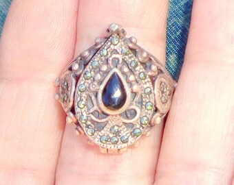 Sz 6.5, Vintage Poison Ring, Onyx, Sparkling Marcasite,Sterling Silver Ring, Neo Victorian Pill Box Ring,Cremation Ring