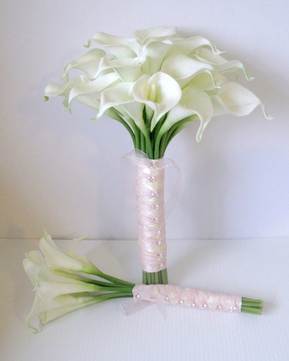 Brides bouquet White calla lily bouquet Wedding bouquet