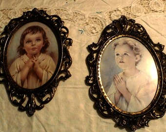 Vintage Beautiful Ornate OVAL Metal FRAME Wall Hanging Metal Frame Sweet Praying Young Girls - Victorian Style