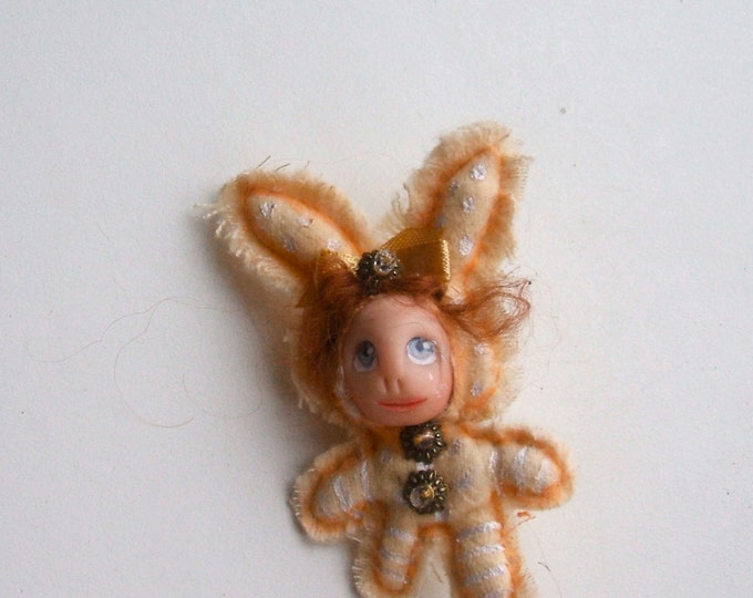 Bunny Rabbit Brooch. Hare Brooch. Animal Brooch.Mini doll brooch. Handmade brooch. Rabbit jewelry. Animal Original brooch.