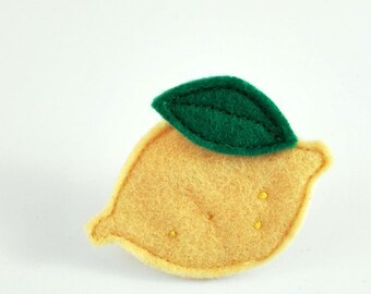 Lemon brooch