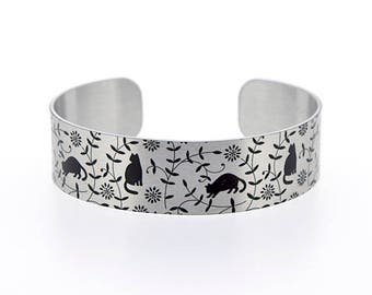 Cat cuff bracelet, pet jewellery, brushed silver bangle with black cats. Recycled jewellery. Cat lovers gift. Secret message. B426