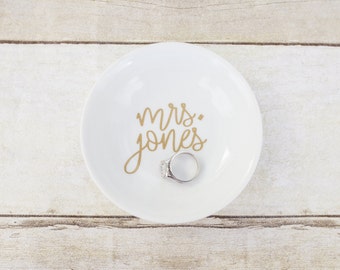 Custom Bridal Ring Dish - Circle
