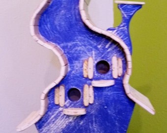 Dr Seuss 22H x 8W..... 2 hole round top