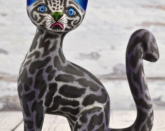 A1142 Cat Alebrije Oaxacan Wood Carving Painting Handcrafted Folk Art Mexican Crafts