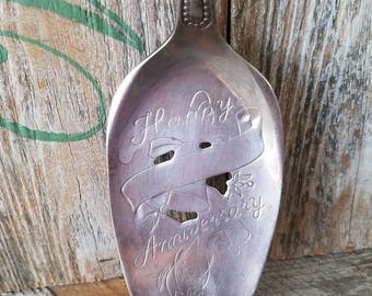 Vintage Oneida 1960's Community Cake Pie or Pastry Server with Happy Anniversay Inscribed, Vintage Anniversary Cake Server